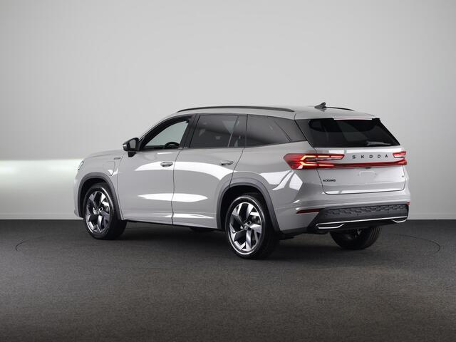 Skoda Kodiaq Sportline Business PHEV 1.5 TSI 204pk | Panoramadak | Trekhaak | Elektrisch verstelbare voorstoel met geheugen | Verwarmbare voorstoelen en achterbank | Verlengde garantie |