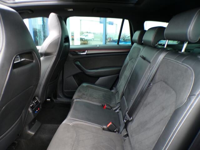 Skoda Kodiaq 1.5 TSI Sportline Business 7-P, Automaat / Trekhaak / Schuifdak / Camera 360 / Stoel + Stuurverwarming