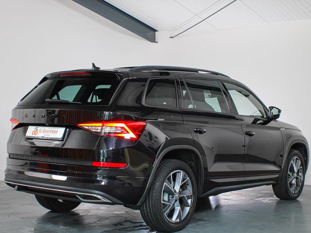 Skoda Kodiaq 1.5 TSI Sportline Business 7-Persoons Panoramadak, Sportstoelen, ACC, Stoel/Stuurverwarming