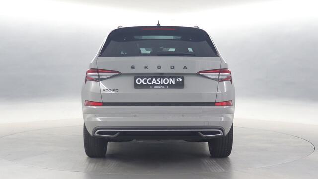 Skoda Kodiaq 1.5 TSI 150pk Sportline Business DSG / Panoramadak / Stoelverwarming / Camera / Elek. verst. Bestuurdersstoel Zwenkbare Trekhaak