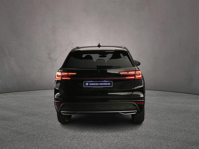 Skoda Kodiaq 1.5 TSI PHEV Sportline Business 204pk DSG Automaat, Trekhaak, Panoramadak, Stoelverwarming, Stuurverwarming, Achteruitrijcamera, Matrix LED koplampen, Elektrische achterklep, Parkeersensoren, Navigatie, App-connect
