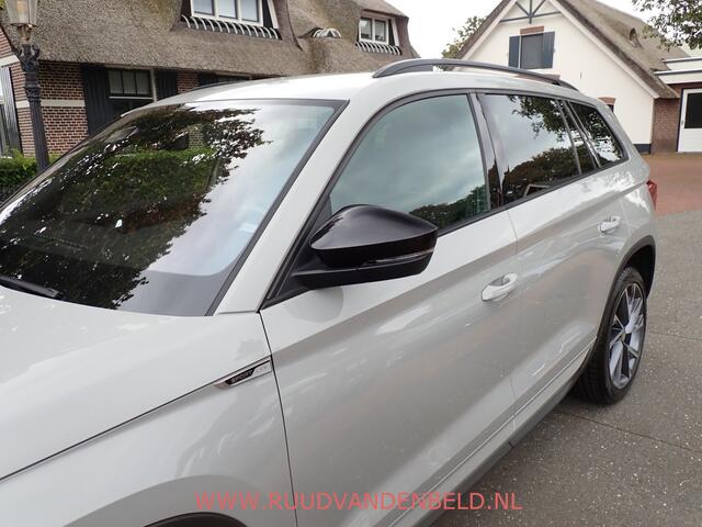 Skoda Kodiaq 1.5 TSI SPORTLINE 7-PERS / TREKHAAK / CARPLAY / CAMERA / KEYLESS / MEMORY