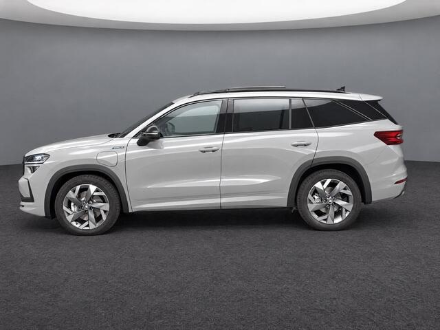 Skoda Kodiaq 1.5 TSI 204pk DSG PHEV Sportline Business · Panoramadak · Camera · Wegklapbare Trekhaak · Elek. Voorstoel · Elek. Achterklep · 19'' Inch · Garantie t/m 24-06-2030 of 100.000km
