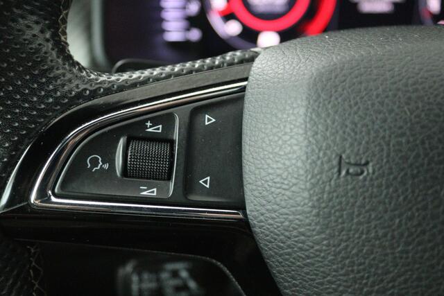 Skoda Kodiaq 1.5 TSI Sportline Business 7p. (DIGITALE COCKPIT, PANORAMADAK, TREKHAAK, STOELVERWARMING, CAMERA)