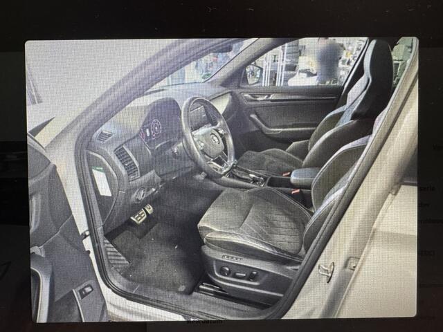 Skoda Kodiaq 2.0 TSI 190pk 4x4 Sportline Business | Pano | Keyless | Canton | LED | RS-Stoelen |