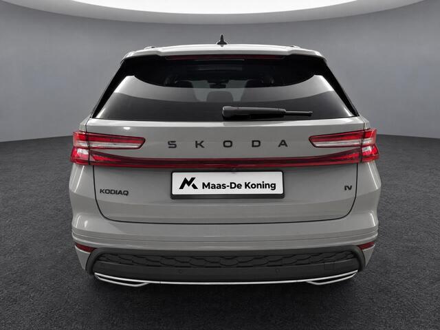 Skoda Kodiaq 1.5 TSI 204pk DSG PHEV Sportline Business · Panoramadak · Camera · Wegklapbare Trekhaak · Elek. Achterklep · Elek. Voorstoel · 19'' Inch · Garantie t/m 06-07-2030 of 100.000km