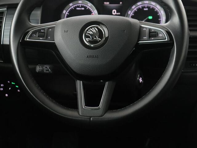 Skoda Kodiaq 1.5 TSI Limited Business Edition 7p. | Trekhaak | Pano.Dak | Camera | Sfeerverlichting | Stoelverwarming | LED | 7 Persoons