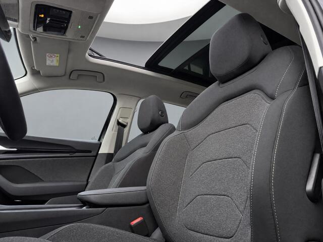 Skoda Kodiaq 1.5 TSI 150pk DSG MHEV Business Edition 7p. · Panoramadak · Wegklapbare Trekhaak · 7 Persoons · Camera · Apple/Android Car Play · 18'' Inch · Garantie t/m 01-07-2030 of 100.000km