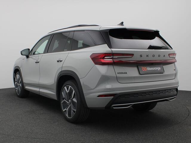 Skoda Kodiaq 1.5 TSI PHEV Sportline Business 204PK DSG Canton, Panoramadak, Trekhaak, 20" LM Velgen, Keyless, Achteruitrijcamera, Memorystoel, Stoelverwarming, Elektr. Achterklep