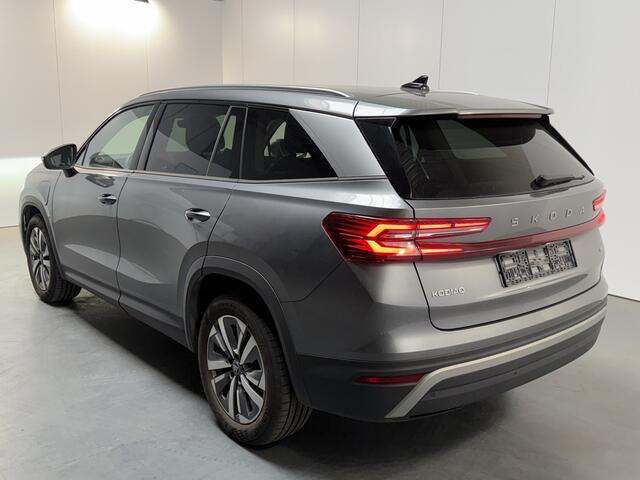 Skoda Kodiaq 1.5 TSI PHEV Selection / GARANTIE TM 05-2028/ AUTOMAAT/ PARK.SENSOR.V+A/ CAMERA/ SMARTLINK/ STUUR+STOELVERWARM./ ACC/ MEMORY SEAT/ ELEK.ACHTERKLEP/ DODEHOEK/ KEYLESS/ DIGITAL DASH/ DAB/ CLIMA/ LED/ 18'' LMV