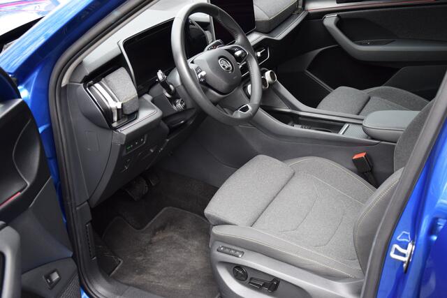 Skoda Kodiaq 1.5 TSI 150PK MHEV Business Edition DSG Automaat | Fabrieks Garantie | Geen Import | Trekhaak | Panoramadak | Stoel + Achterbank + Stuurverwarming | Apple Carplay/Android Auto | Electr. verstelbare voorstoelen |