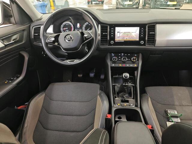 Skoda Kodiaq 1.5 TSI Business Edition 7p 1e Eigenaar | Volledig Onderh | NL-Auto | BTW | Elek Trekhaak | Camera | Navi | Climate | Carplay | Keyless | PDC
