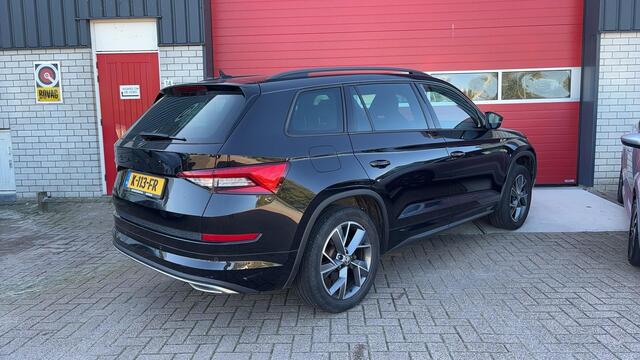 Skoda Kodiaq 1.5 TSI Sportline Business 7p. AUTOMAAT / CAMERA / KEYLESS / FULL LED / STOELVERW / NAVI / CARPLAY / ACC