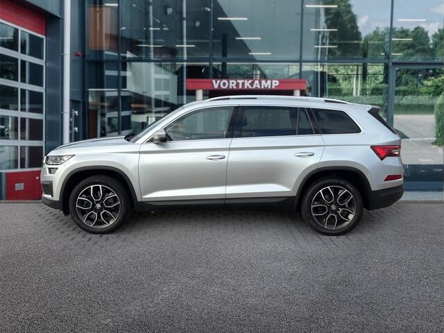 Skoda Kodiaq 2.0 TDI DSG STYLE 4X4 PANO-DAK/TREKHAAK/CAMERA/CRUISE/MEM/STOELVERW
