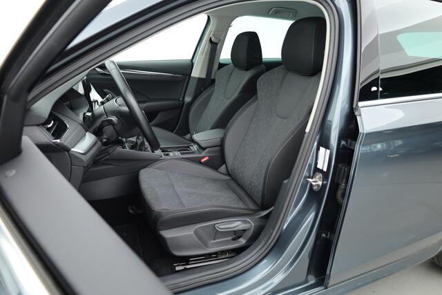 Skoda OCTAVIA Combi 1.5 TSI First Edition | Navi | Camera | Adapt. Cruise | Keyless | CarPlay | 18''