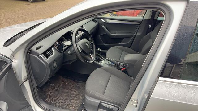 Skoda OCTAVIA Combi 1.0 TSI Greentech Style Business 1e Eigenaar