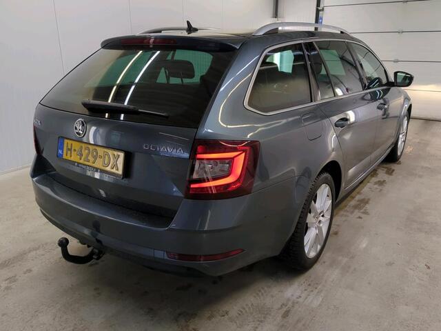 Skoda OCTAVIA Combi 1.0 TSI Gr. Clever Edition TREKHAAK AUTOMAAT CLIMA NAVI