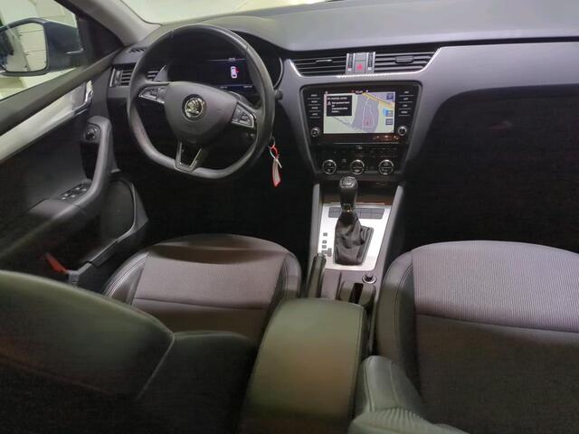Skoda OCTAVIA Combi 1.0 TSI Gr. Clever Edition TREKHAAK AUTOMAAT CLIMA NAVI