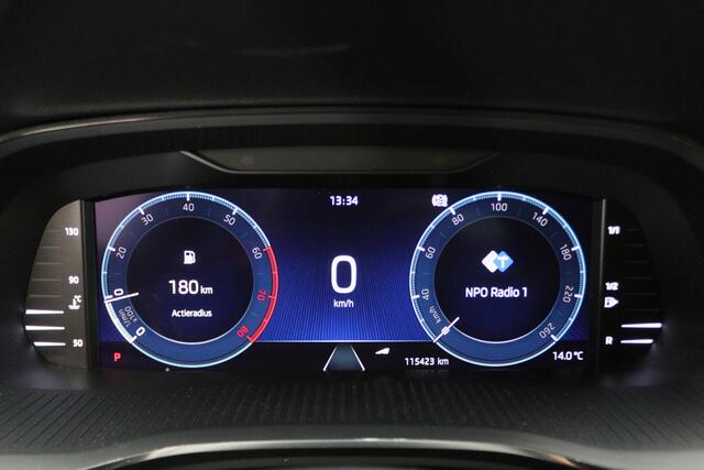 Skoda OCTAVIA Combi 1.0 e-TSI DSG Sport Business Virtual Cockpit, Climate, Cruise, Apple Carplay, LED, DAB, Afn. Trekhaak, 18''