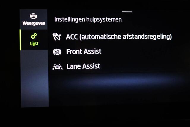 Skoda OCTAVIA Combi 1.0 e-TSI Business Edition | CLIMA | STOELVERWARMING | SFEERVERLICHTING | DAB | SMARTLINK