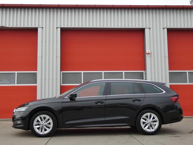Skoda OCTAVIA Combi 1.0 e-TSI Business Edition Plus/ automaat/ zeer mooi!
