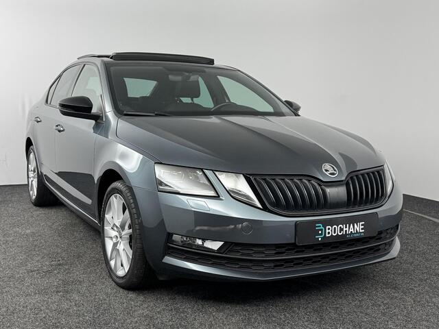 Skoda OCTAVIA 1.5 TSI Greentech Business Edition Plus Automaat | Schuif kanteldak | Climatronic | parkeersensoren | Trekhaak |