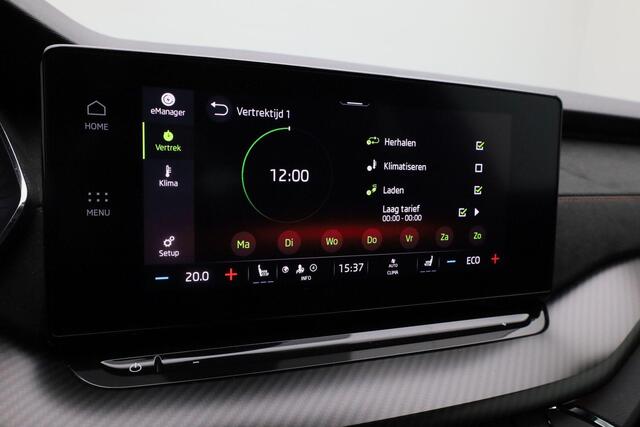 Skoda OCTAVIA Combi 1.4 TSI 245 pk DSG RS iV PHEV Business | Trekhaak | Matrix LED | Stuur-/stoelverwarming | Achteruitrijcamera | Navigatie