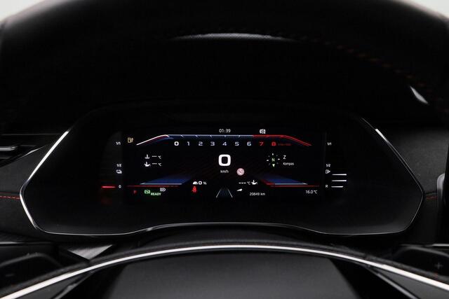 Skoda OCTAVIA Combi 1.4 TSI 245 pk DSG RS iV PHEV Business | Trekhaak | Matrix LED | Adaptief onderstel | Achteruitrijcamera | Head-up display