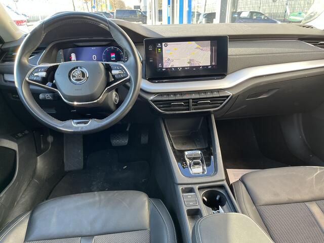 Skoda OCTAVIA Combi 1.4 TSI iV PHEV Style / AUTOMAAT/ 18" LMV/ ADAPT. CRUISE/ SMARTLINK/ NAVI/ PARK. SENSOREN + CAMERA/ DAB/ STOEL-STUUR VERWARM/