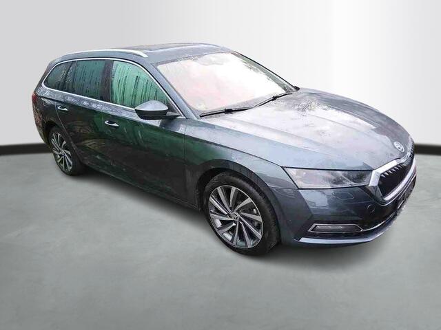 Skoda OCTAVIA Combi 1.4 TSI iV 204pk PHEV Business Edition / Panoramadak / Head Up / Adaptive Cruise / Wordt Verwacht