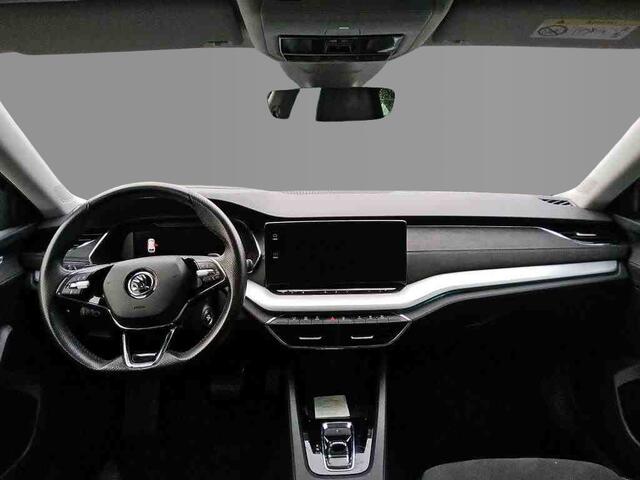 Skoda OCTAVIA Combi 1.4 TSI iV 204pk PHEV Business Edition / Panoramadak / Head Up / Adaptive Cruise / Wordt Verwacht