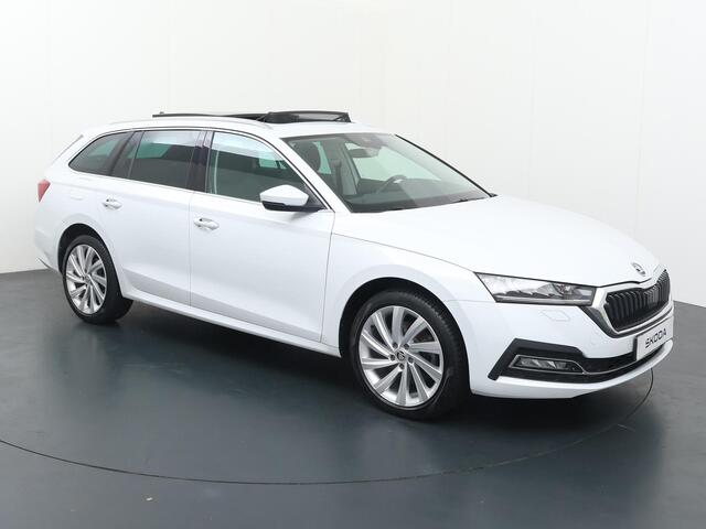 Skoda OCTAVIA Combi 1.4 TSI iV PHEV Business Edition Plus | 204 PK | Panoramadak | El. achterklep | Navigatiesysteem Columbus |
