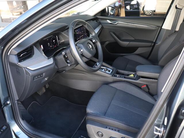 Skoda OCTAVIA Combi 1.4 TSI iV PHEV 204pk Business Edition Plus | Head-Up Display | Adaptieve cruise control | Achteruitrijcamera | Stoel- & stuurverwarming |