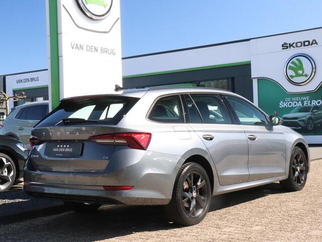 Skoda OCTAVIA Combi 1.4 TSI iV PHEV 204pk | Stoel -& Stuurverwarming | Apple Carplay/Android Auto | Parkeersensoren | Cruise control |