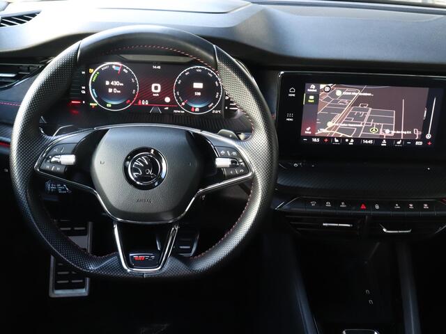 Skoda OCTAVIA Combi 1.4 TSI RS iV PHEV 245pk | Head-Up Display | CANTON audio | Achteruitrijcamera | Elektrische achterklep | Adaptieve Cruise Control |