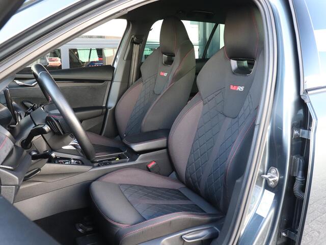 Skoda OCTAVIA Combi 1.4 TSI RS iV PHEV 245pk | Head-Up Display | CANTON audio | Achteruitrijcamera | Elektrische achterklep | Adaptieve Cruise Control |