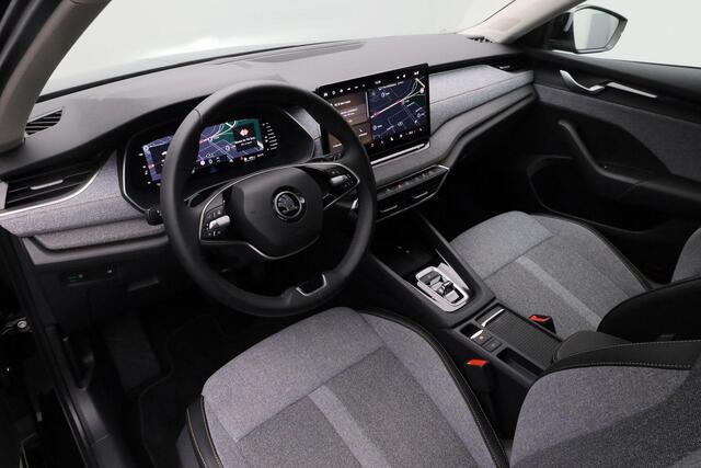 Skoda OCTAVIA Combi 1.5 TSI 115 pk DSG MHEV Business Edition | Stuur-/stoelverwarming | Leder/stof | Navigatie | Stoelverwarming | Adaptive Cruise | Keyless Entry
