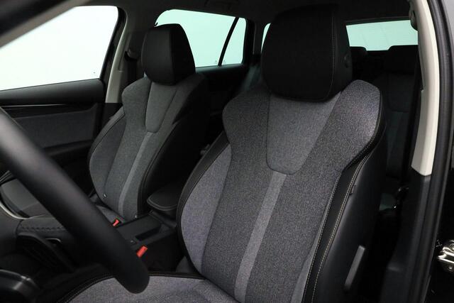 Skoda OCTAVIA Combi 1.5 TSI 115 pk DSG MHEV Business Edition | Stuur-/stoelverwarming | Leder/stof | Navigatie | Stoelverwarming | Adaptive Cruise | Keyless Entry