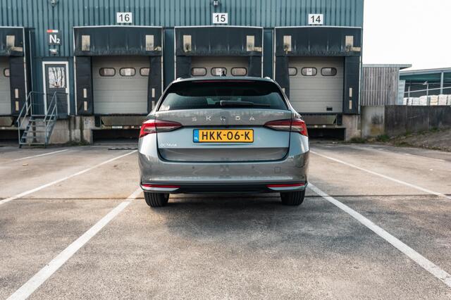 Skoda OCTAVIA Combi FL 1.5 TSI MHEV Selection | MATRIX-LED | DIGI DASH | STOELVERW. | CAMERA | ADAPTIVE CRUISE