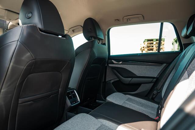 Skoda OCTAVIA Combi FL 1.5 TSI MHEV Selection | MATRIX-LED | DIGI DASH | STOELVERW. | CAMERA | ADAPTIVE CRUISE