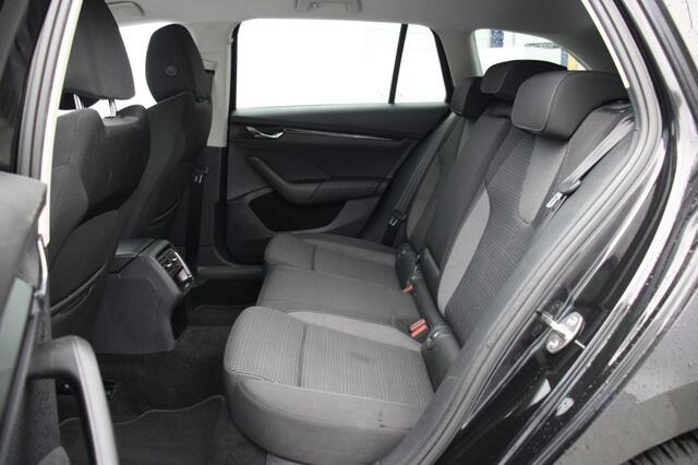 Skoda OCTAVIA 1.0 e-TSI Business Edition Automaat
