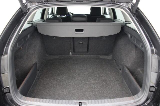 Skoda OCTAVIA 1.0 e-TSI Business Edition Automaat