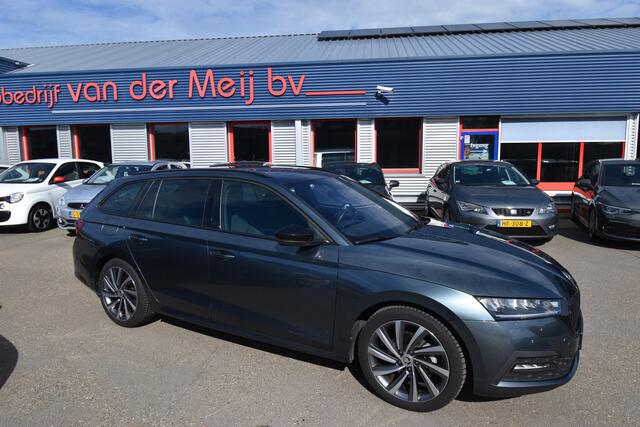 Skoda OCTAVIA Combi 1.0 e-TSI Sport Business , TREKHAAK , VIRTUAL COCKPIT , STUUR VERW , CLIMATR , NAVI , CR CONTR , PDC V+A ,