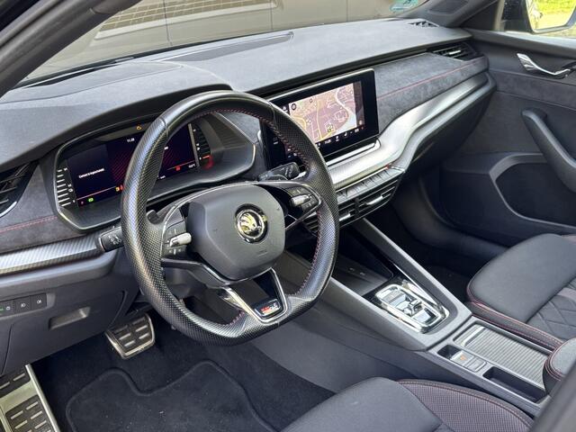 Skoda OCTAVIA 1.4TSI 245PK RS iV Bns/Head up/Panoramisch schuifdak/Camera/Virt