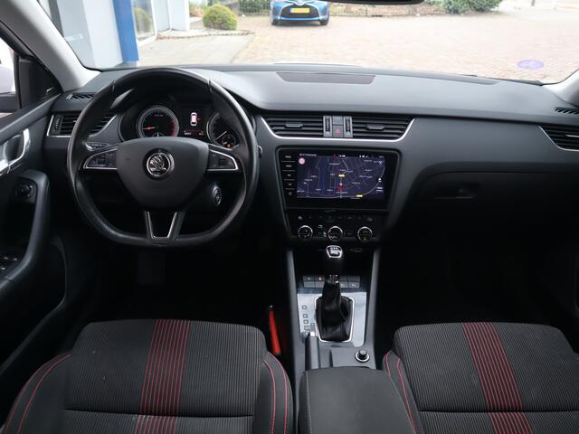Skoda OCTAVIA Combi 1.0 TSI Greentech Style Business / LED / Sportstoelen / Eerste eigenaar