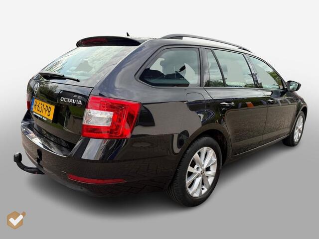 Skoda OCTAVIA Combi 1.5 TSI Business Ed. Automaat NL-Auto *Geen Afl. kosten*