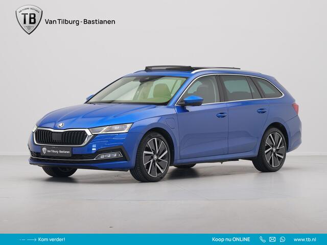 Skoda OCTAVIA Combi 1.4 TSI 204pk iV PHEV Style First Edition Panorama Camera Matrix Led Stoelverwarming