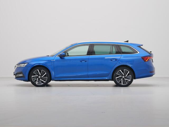 Skoda OCTAVIA Combi 1.4 TSI 204pk iV PHEV Style First Edition Navigatie Camera Matrix Led Stoelverwarming