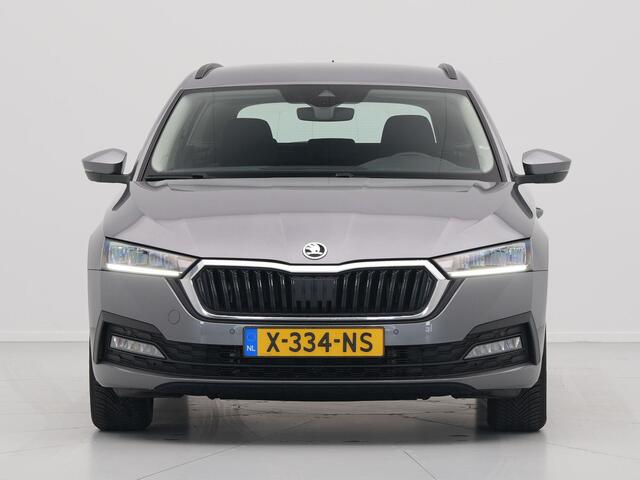 Skoda OCTAVIA Combi 1.0 e-TSI 110pk DSG Business Edition Trekhaak Navigatie Keyless Lm Velgen