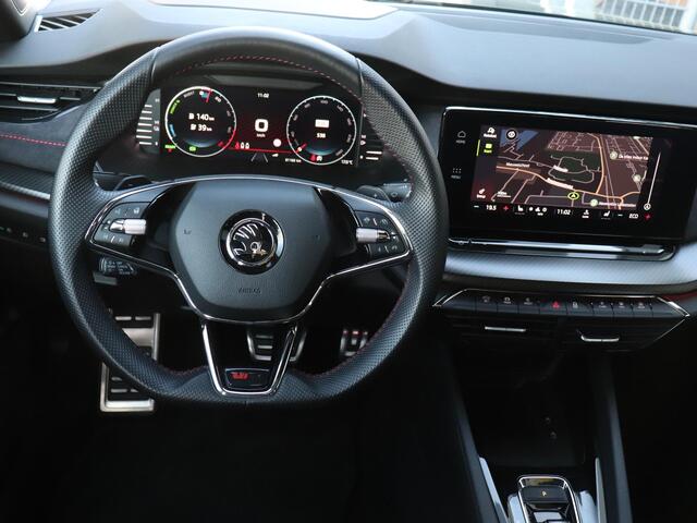 Skoda OCTAVIA Combi 1.4 TSI RS iV PHEV 245pk | Panoramadak | Canton Audio | Head-up Display | Elek. Verst. voorstoelen | Stoelverwarming voor en achter | DCC | Achteruitrijcamera |